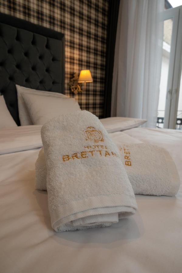 Brettania Hotel Ioánnina Exteriör bild